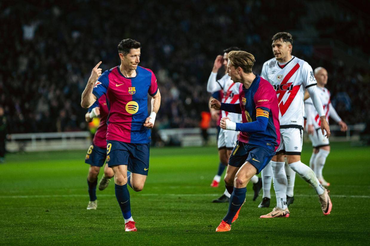 大巴黎强势登顶！巴萨稳居三甲，皇马竟仅第七？