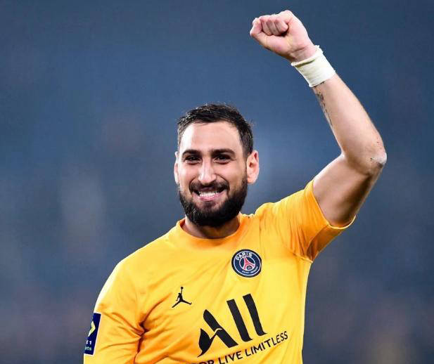 自宣离队！无视球队要求！大巴黎巨星翻脸，瓜帅欣赏，承诺顶级薪水