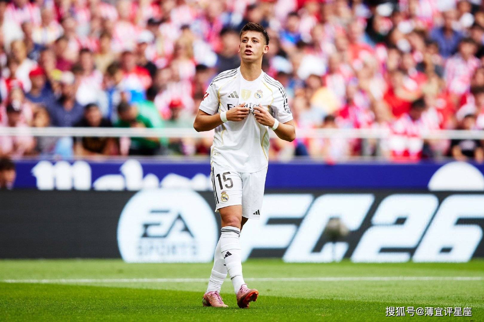 随着马竞5-2皇马，送首败，西甲最新积分榜出炉，巴萨收大礼！