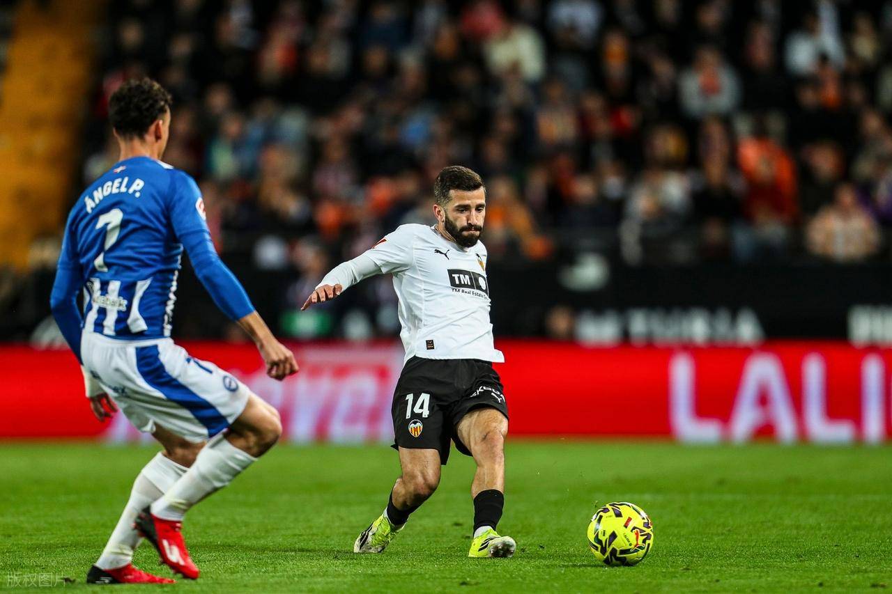 随着贝蒂斯0-2，瓦伦西亚3-2，塞维利亚1-1，西甲最新积分榜出炉